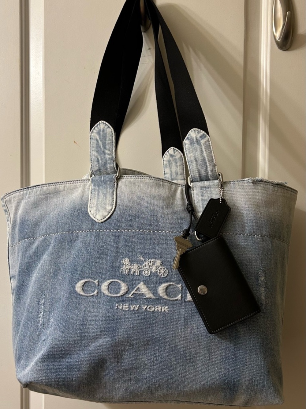 Coach Outlet Men's Small Tour Tote Bag In Loved Denim With Charms - Picture 4 of 10